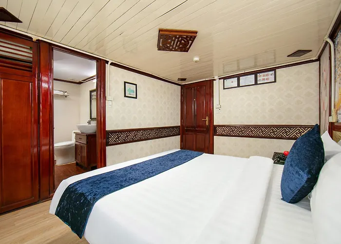 Fantasea Imperial Cruise  3*