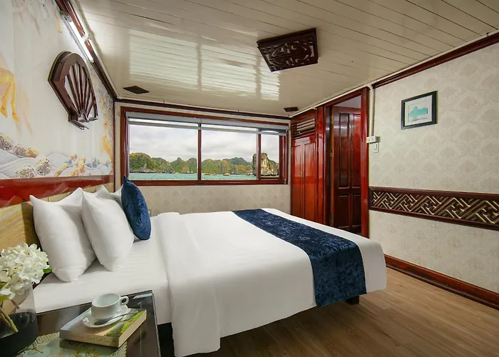 Fantasea Imperial Cruise Ha Long
