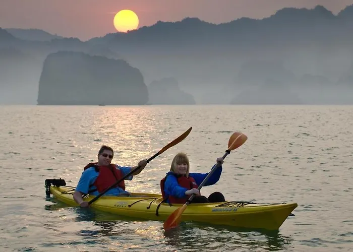 Fantasea Imperial Cruise  Hạ Long